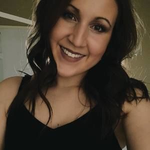 Meet your Posher, Roxanne